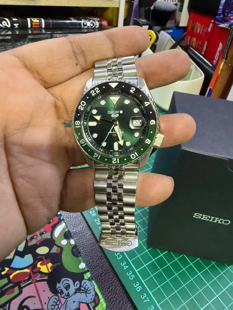 Seiko 5 GMT SSK035K1 GREEN