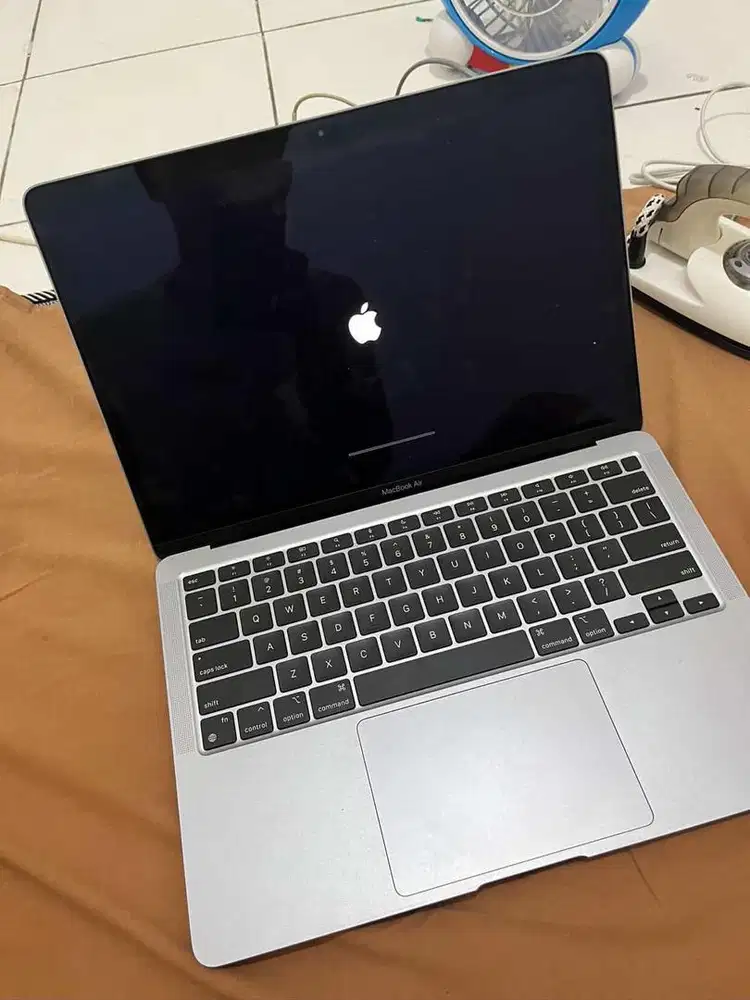 MACBOOK AIR M1 2020