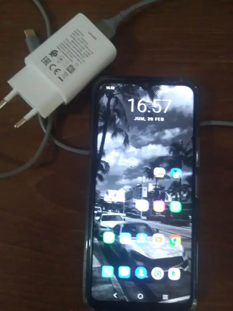 vivo y33s ram 8+4/128