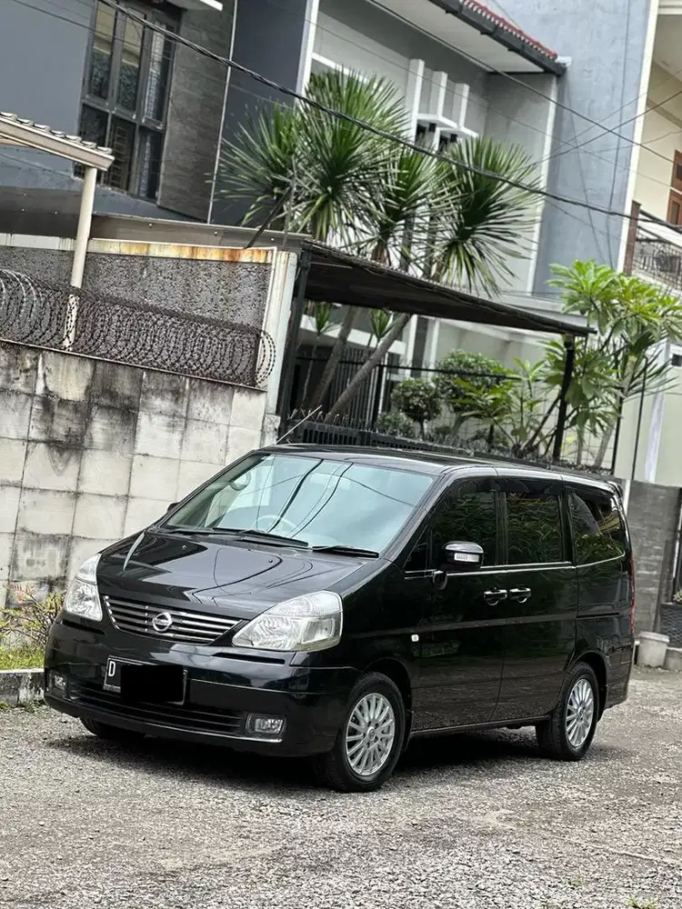 KM70rb Nissan Serena HWS 2.0 Matic 2009/2010 ISTIMEWA TDP27Jt 2011