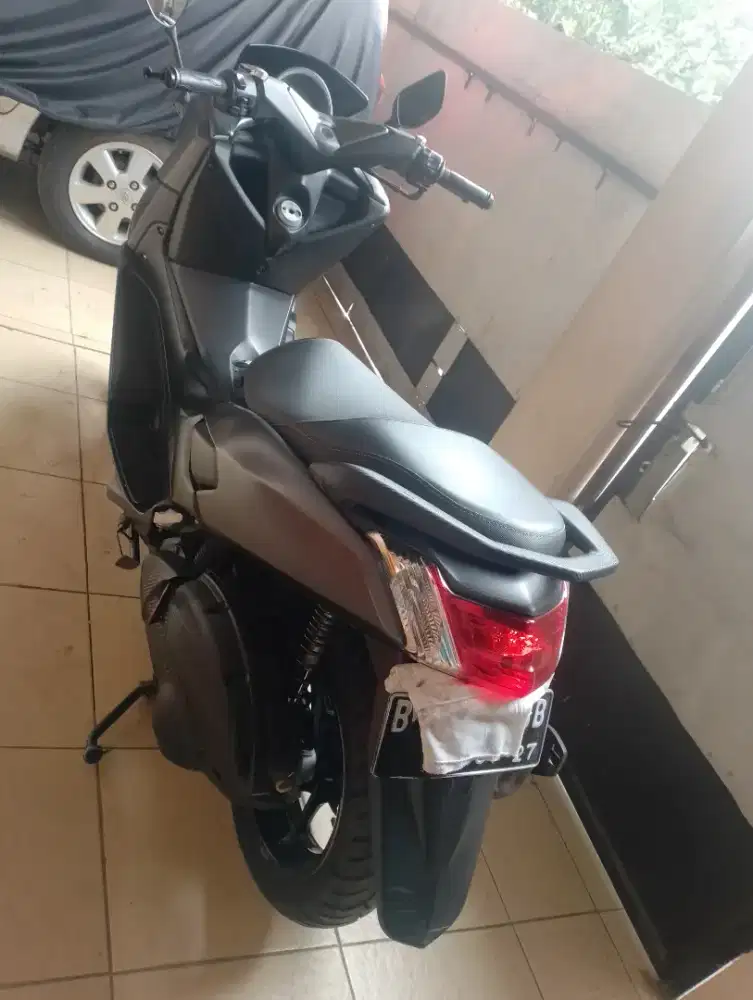 Jual santai NMAX old 2016 plat Bekasi kota pajak hidup