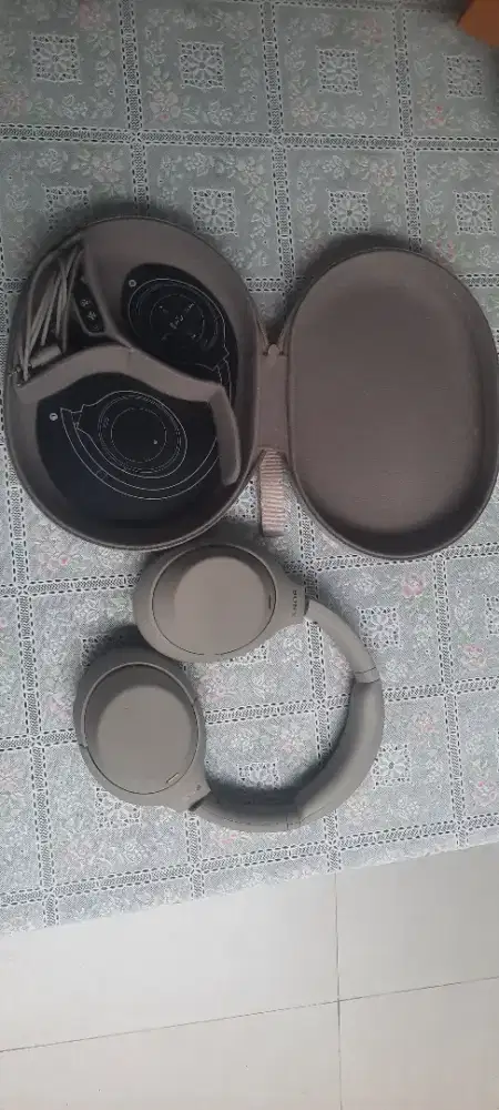 Headphone Sony WH-1000XM4 Noise Cancelling