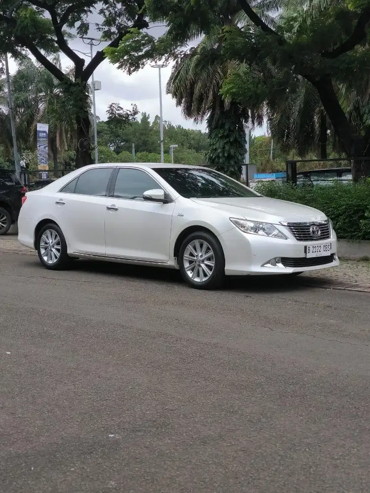 [KM 40rb] TDP 75jt Camry 2.5 V Matic Tahun 2013
