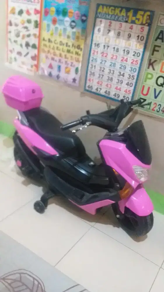 Motor anak baterai cas