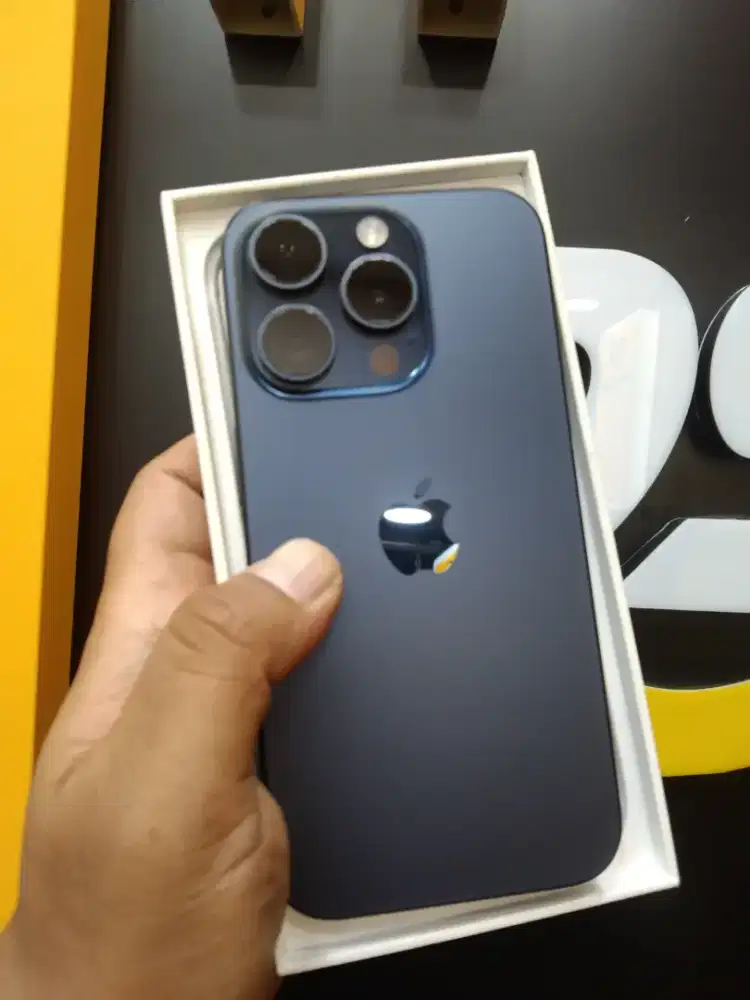 iPhone 15 pro 256gb inter