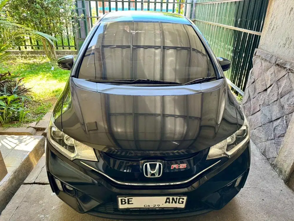 Dijual honda jazz RS AT 2015