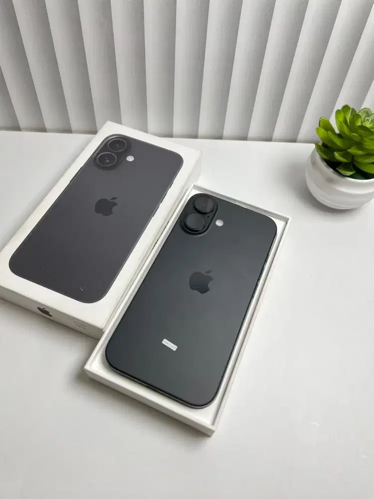 Iphone 16 256gb garansi sept 2026