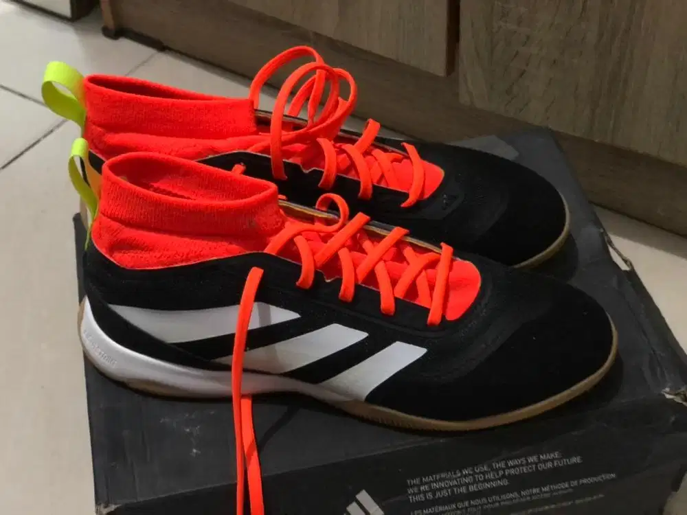 Sepatu Futsal Adidas Predator Original