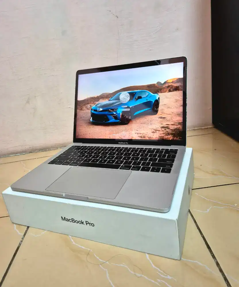 Macbook Pro 2017 Silver 256Gb Mulus Fullset