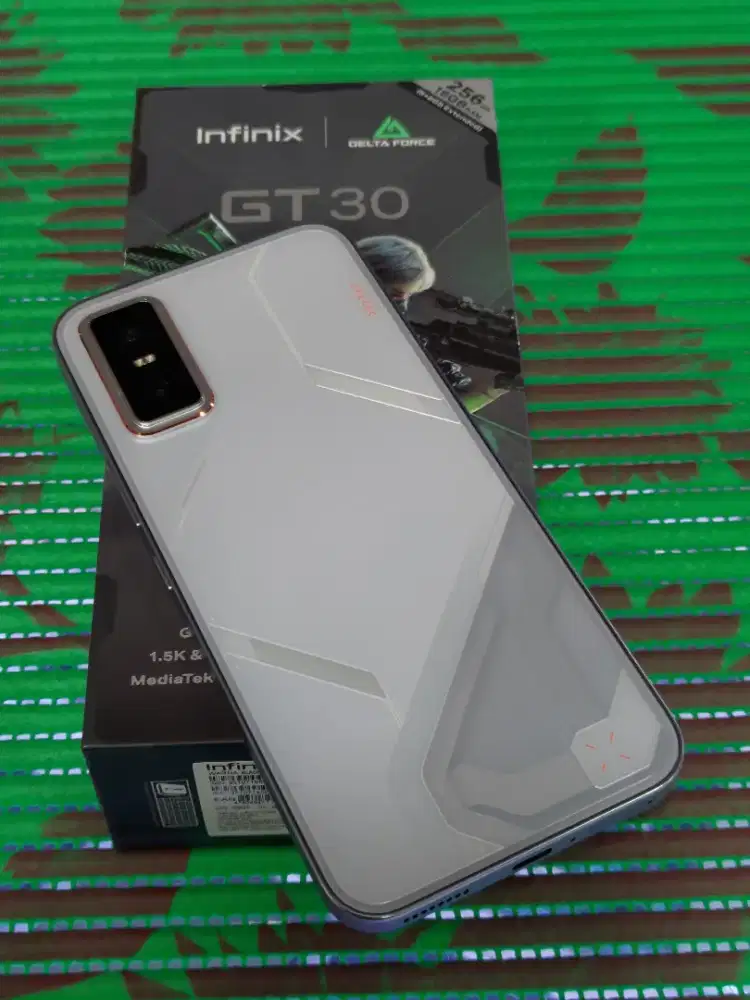 Infinix gt 30 8/256 gb