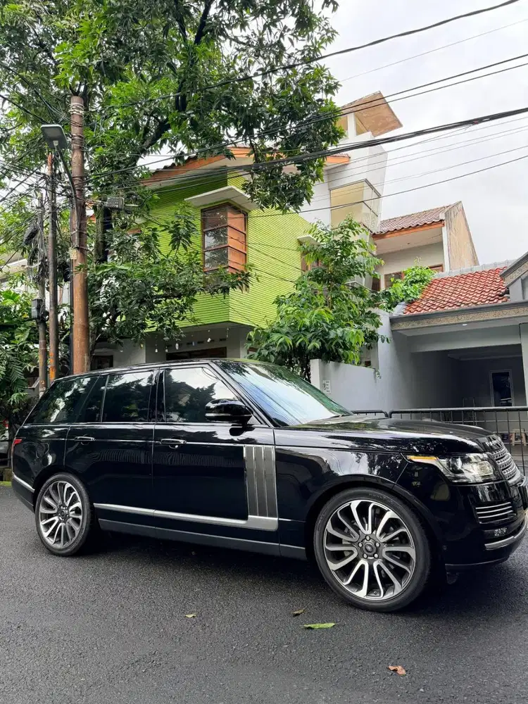 RANGE ROVER AUTOBIOGRAPHY LWB 2016 MULUS MILIK PERORANGAN