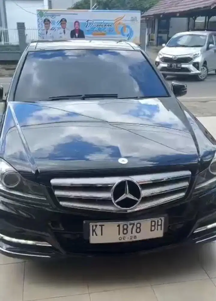 FOR SALE MOBIL MERCY C300