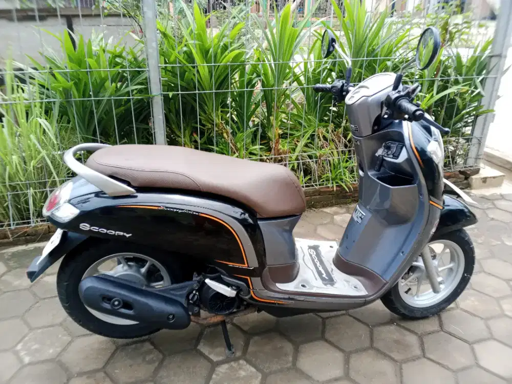 Jual motor Scoopy donat 2017 dki