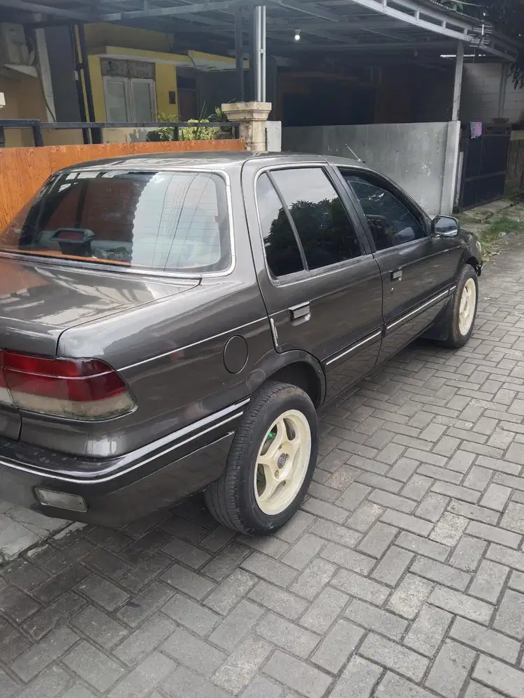 Mitsubishi Lancer 1992 Bensin