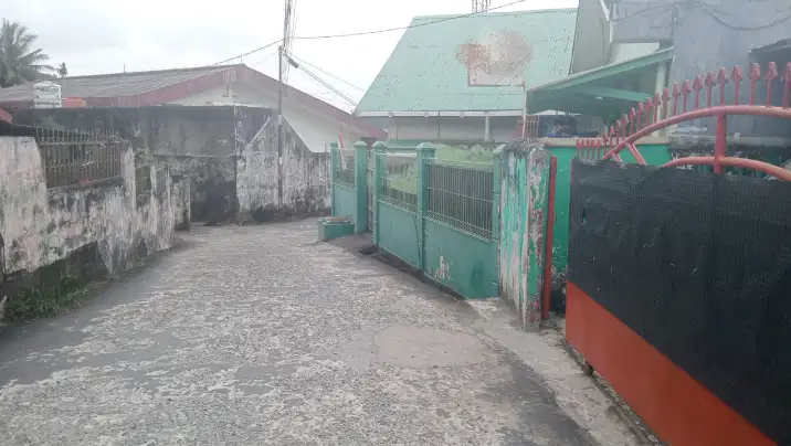 Rumah+bedeng di jual