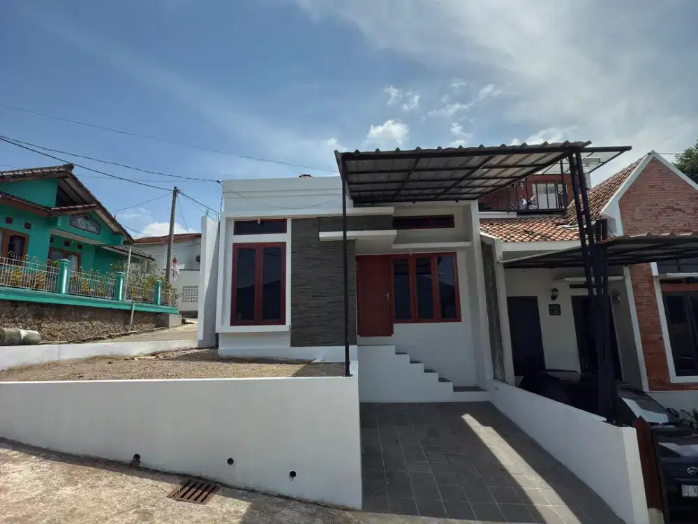Rumah Hook Full Dak Plus Kanopi Dekat Tol Cileunyi