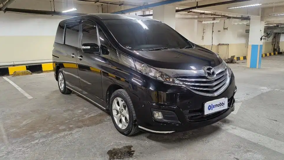 DP MURAH Mazda Biante 2.0 Bensin-AT 2017 Hitam CWYRB