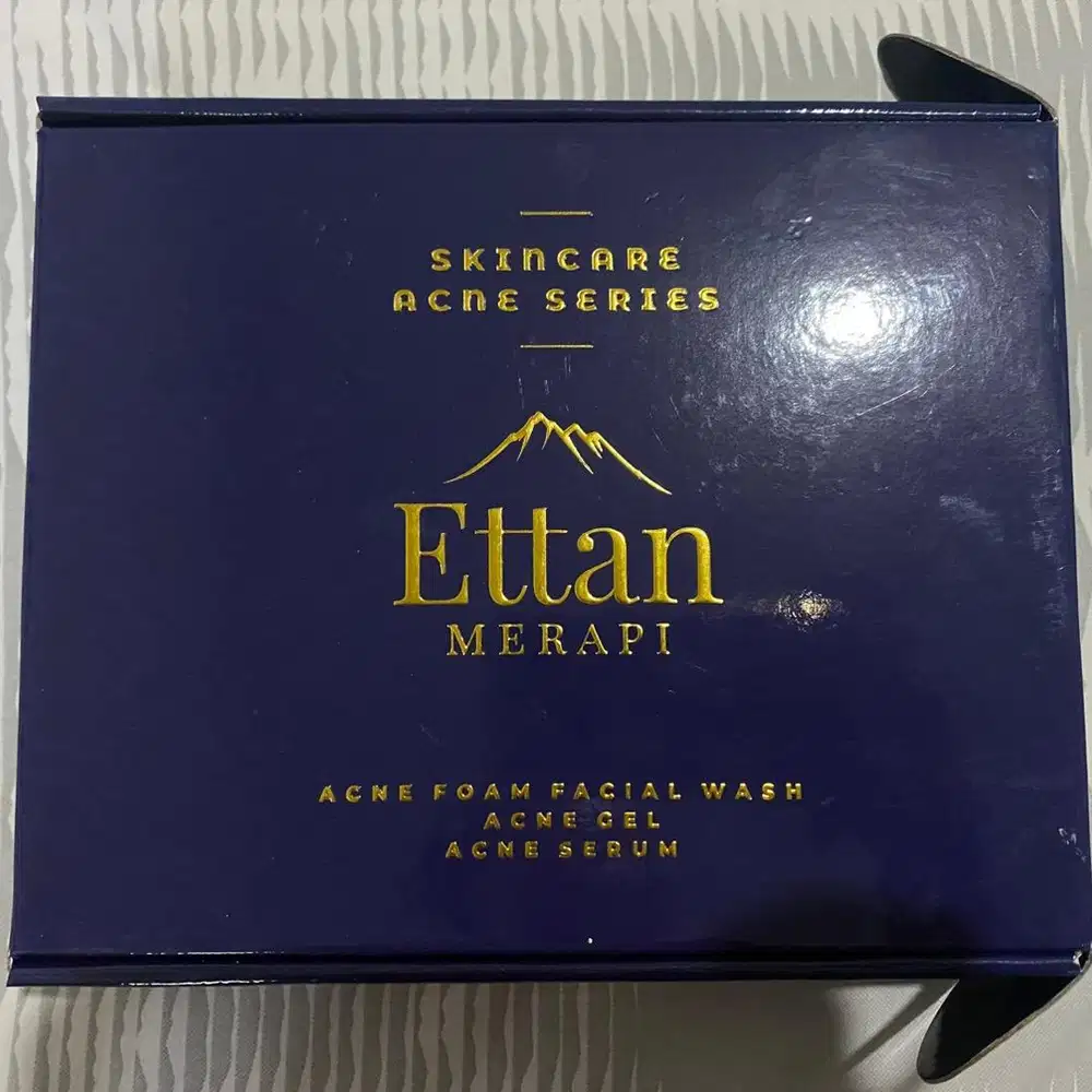 etthan skincare acne