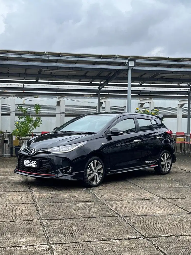LOW KM 8RB !! TOYOTA YARIS S TRD SPORTIVO 2021 AT MDL 2022/2020