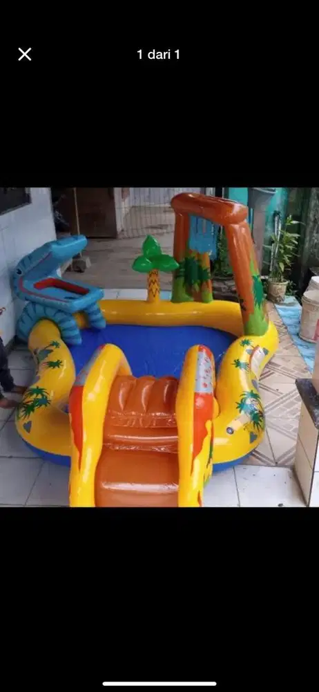Kolam renang anak intex
