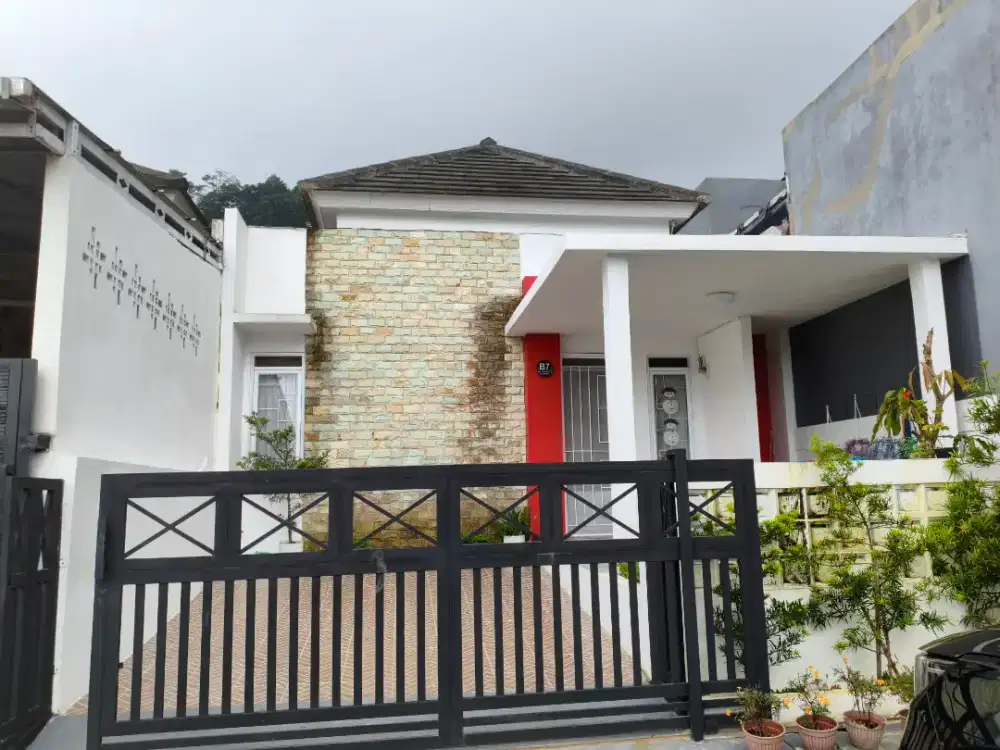 Di sewakan rumah asri di perumahan pratama indah residence ,cipanas