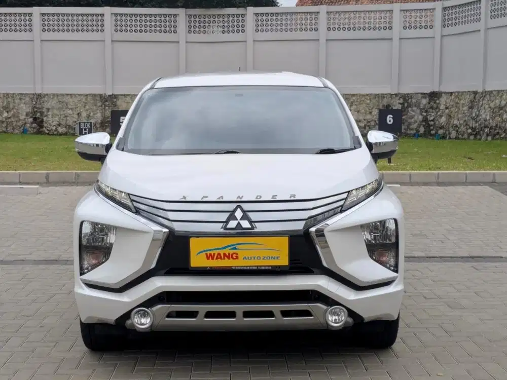 Xpander Ultimate 2019 tangan 1