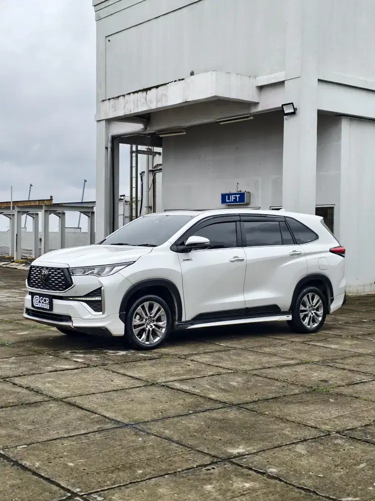 LOW KM 29RB !! TOYOTA INNOVA ZENIX Q HYBRID MODELLISTA 2022 AT MDL2023