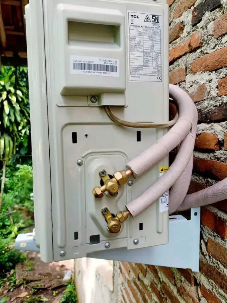 SERVIS AC DAN JASA PASANG AC
