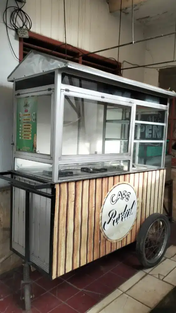 Grobak alumunium bekas usaha martabak mini