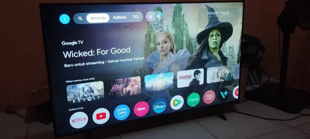 TCL Ultimate QLED FHD TV 43 inch V5C - HDR 10 - Dolby Audio - Google P