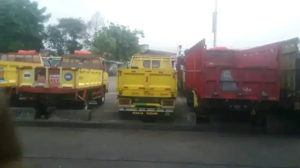 Jasa angkutan barang.