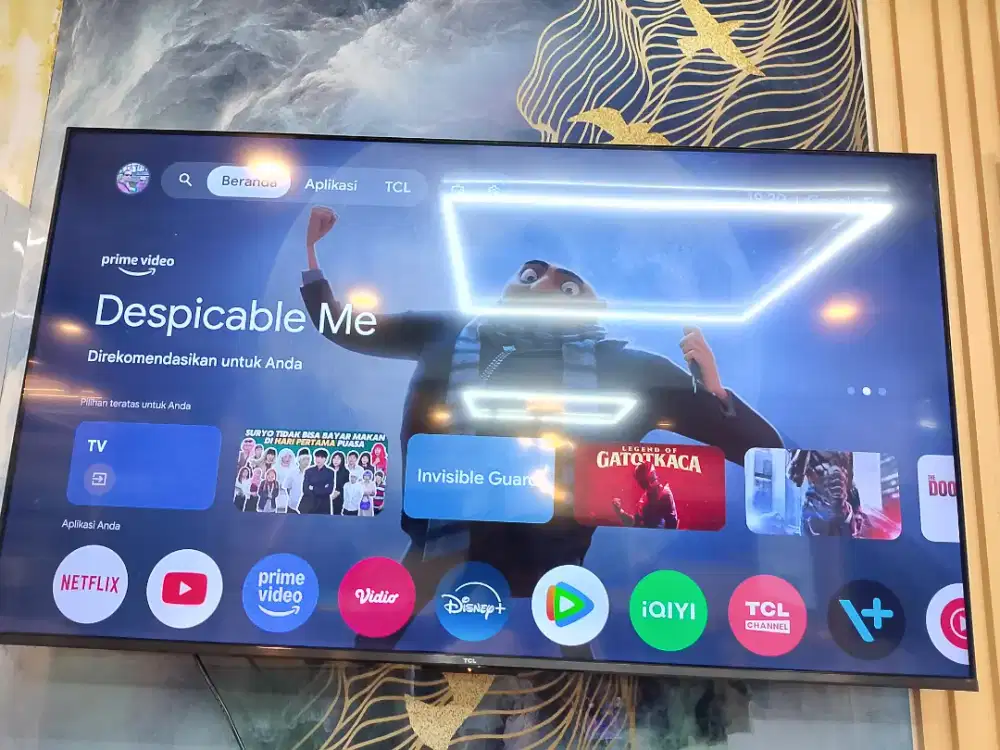 GOOGLE TV 50 INCH TCL