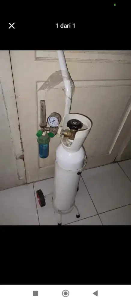 tabung oksigen + troly