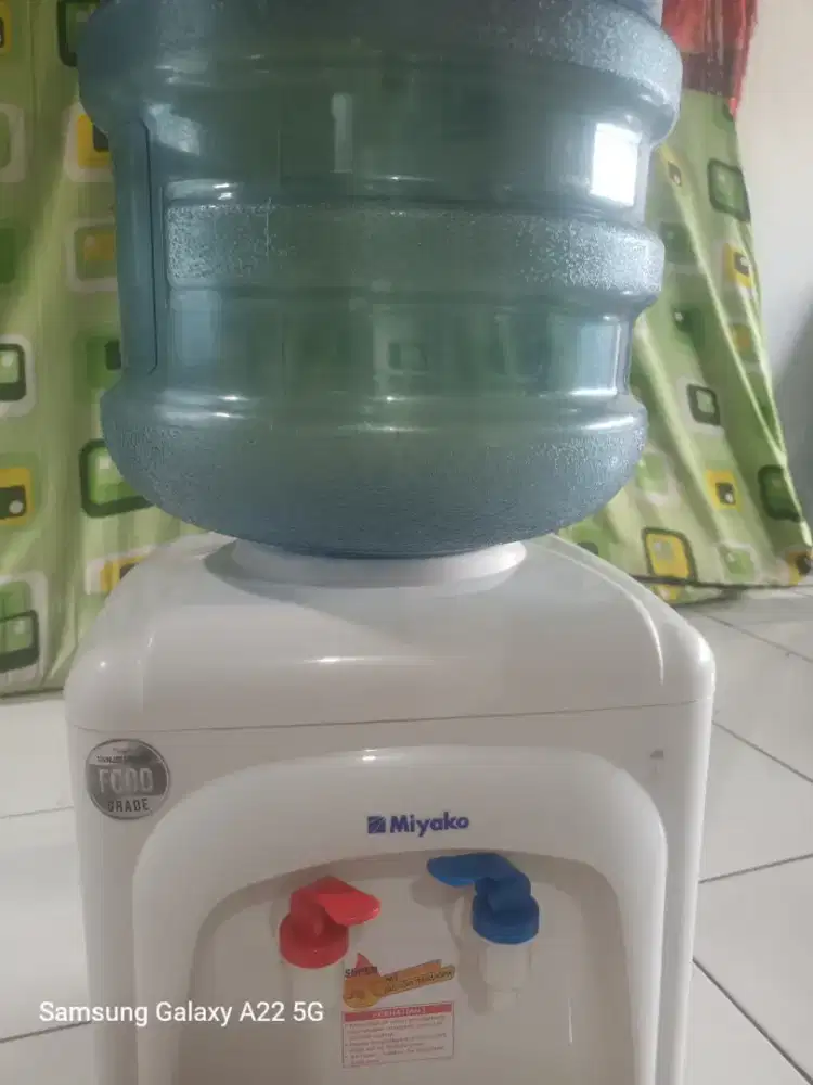 Dispenser Miyako Hot dan Normal