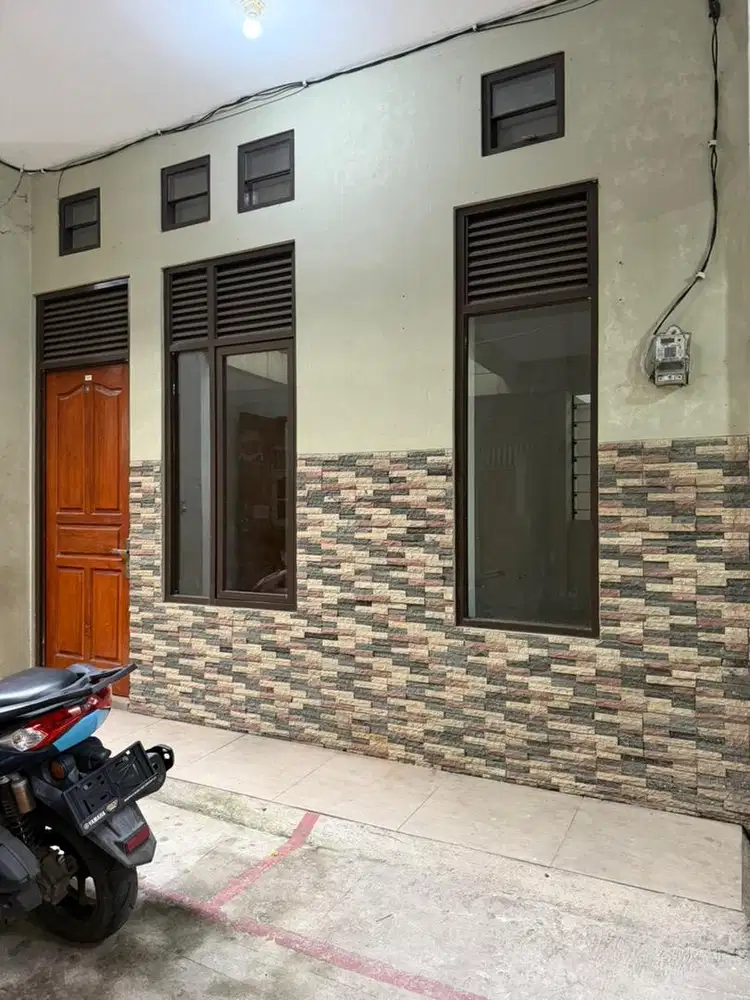 KONTRAKAN / PETAKAN STRATEGIS TANJUNG BARAT, JAKARTA SELATAN