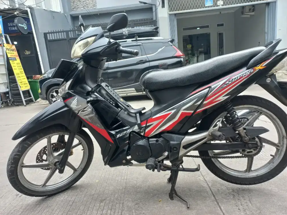 Di jual supra x 125 thn 2012 karbu