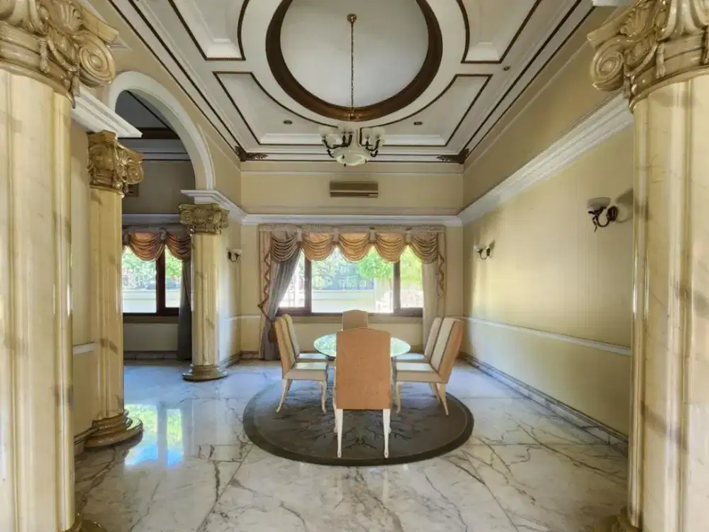 Rumah Komersial Nol Jalan Jemur Andayani Double Way Cocok untuk Kantor, Klinik, Restoran, Showroom Dekat Raya Ahmad Yani