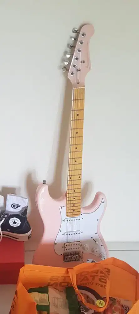 jenis fender Stratocaster scorpion