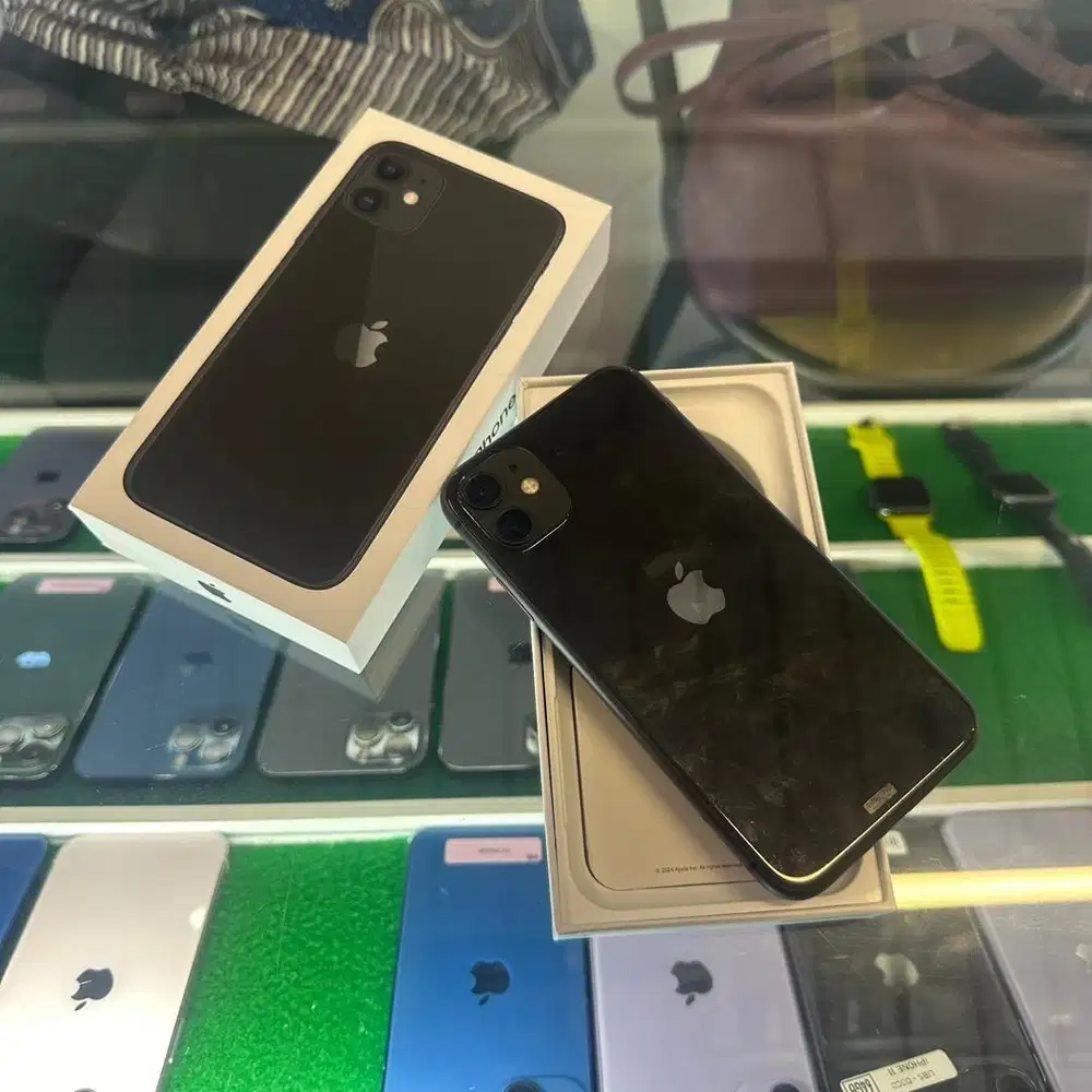 Iphone 11 Basic 64Gb resmi iBox