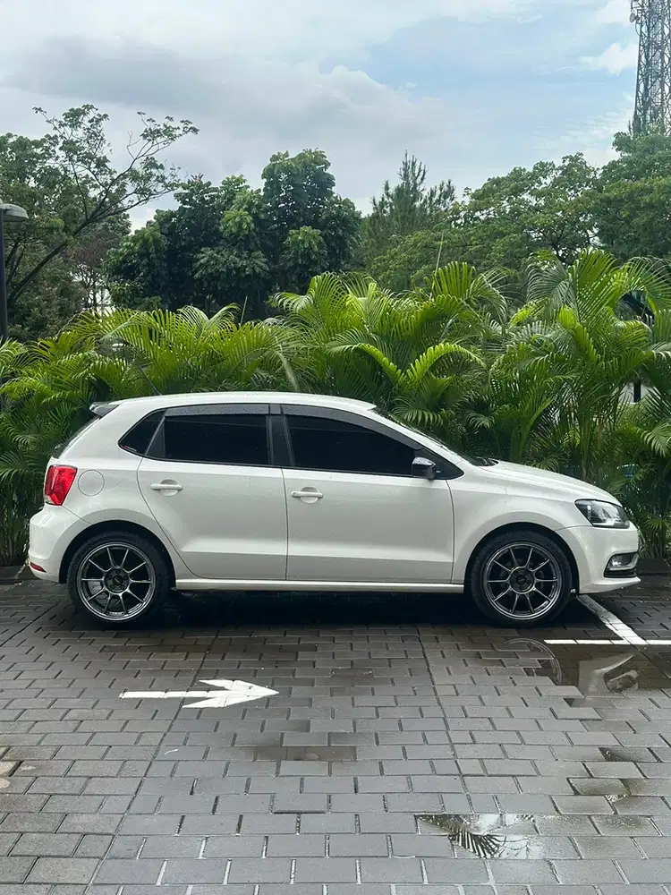 Volkswagen Polo 2016 Bensin