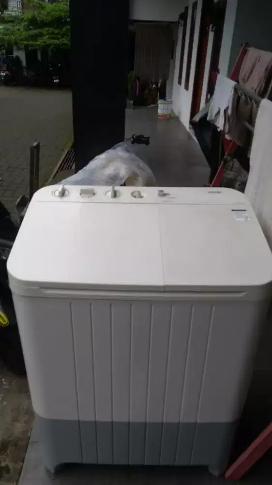 Mesin cuci Toshiba 2 tabung