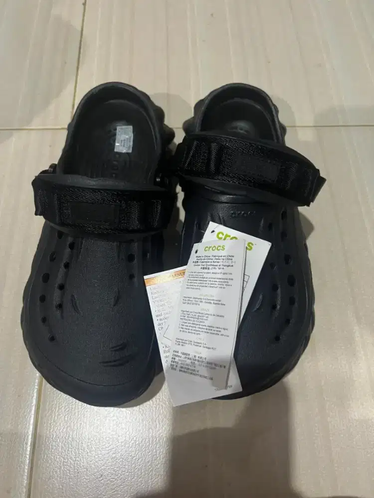 Sendal Crocs Pria