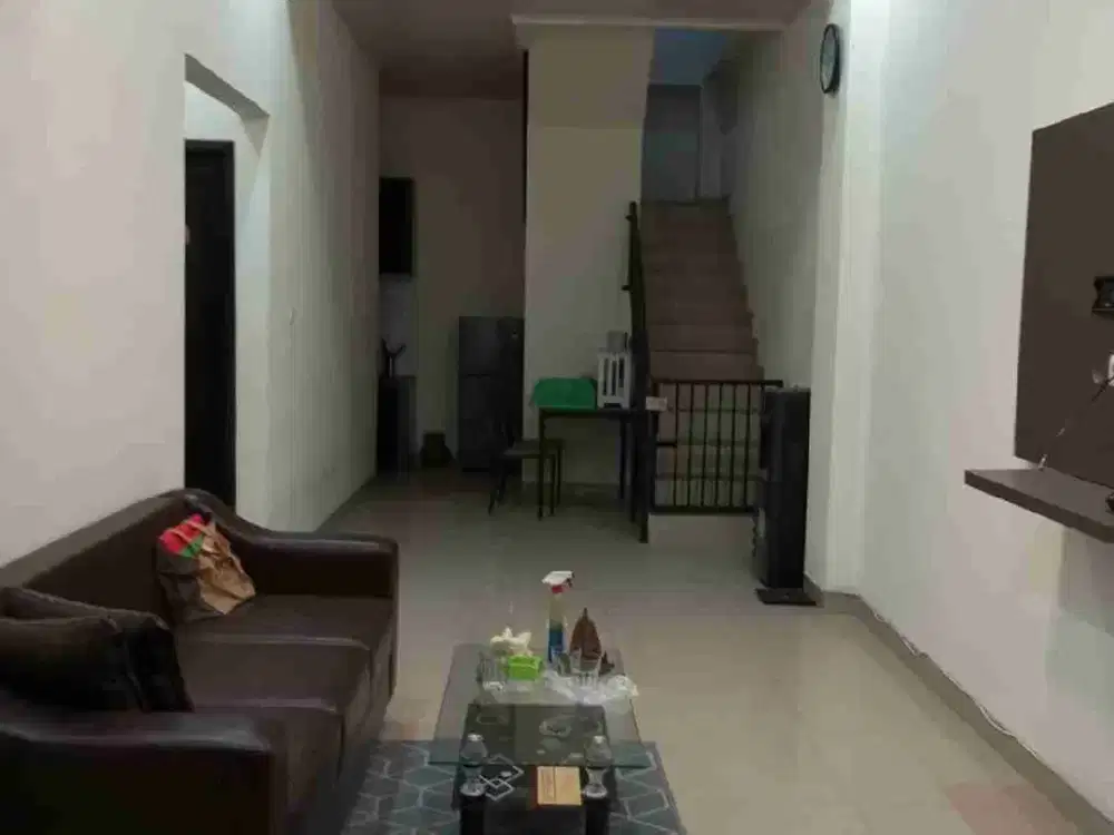 Di Jual Murah Rumah Semi Furnished di Cluster Yunani Banjar Wijaya