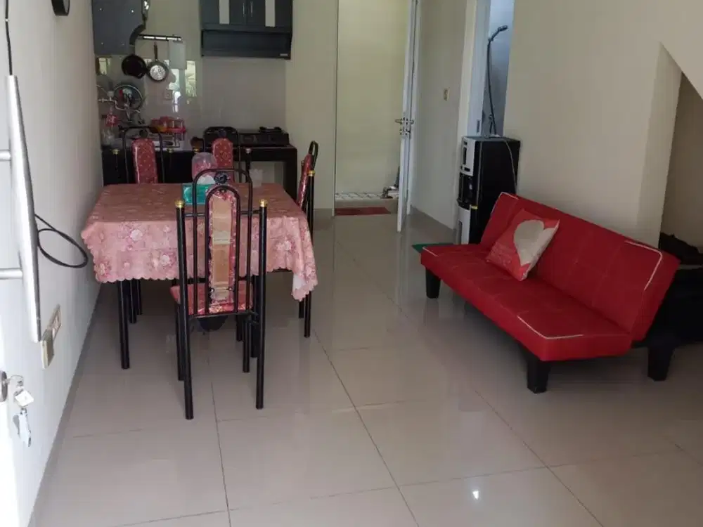 Disewakan Rumah Cluster Grand Galaxy