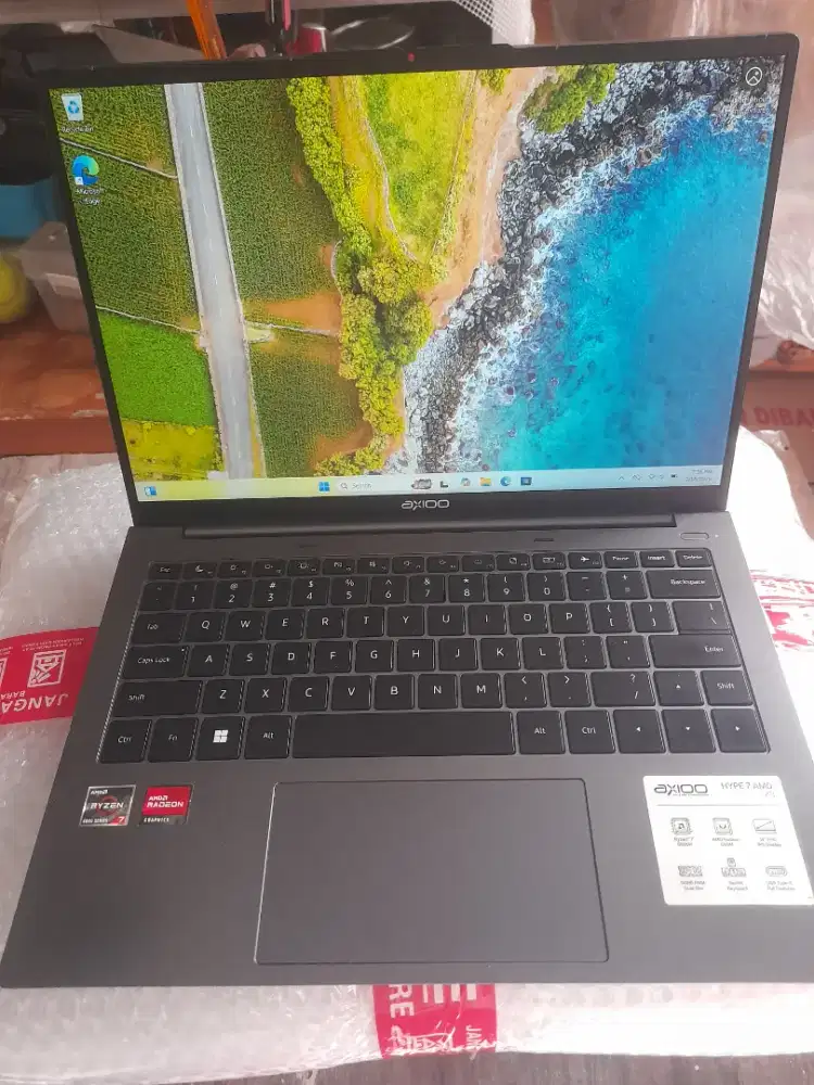 Laptop gaming Axioo hype 7AMD X8