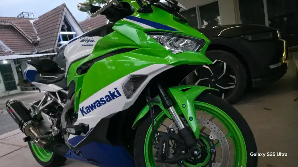 Kawasaki ZX25rr zx25r zx25 r 40th anniversary edition