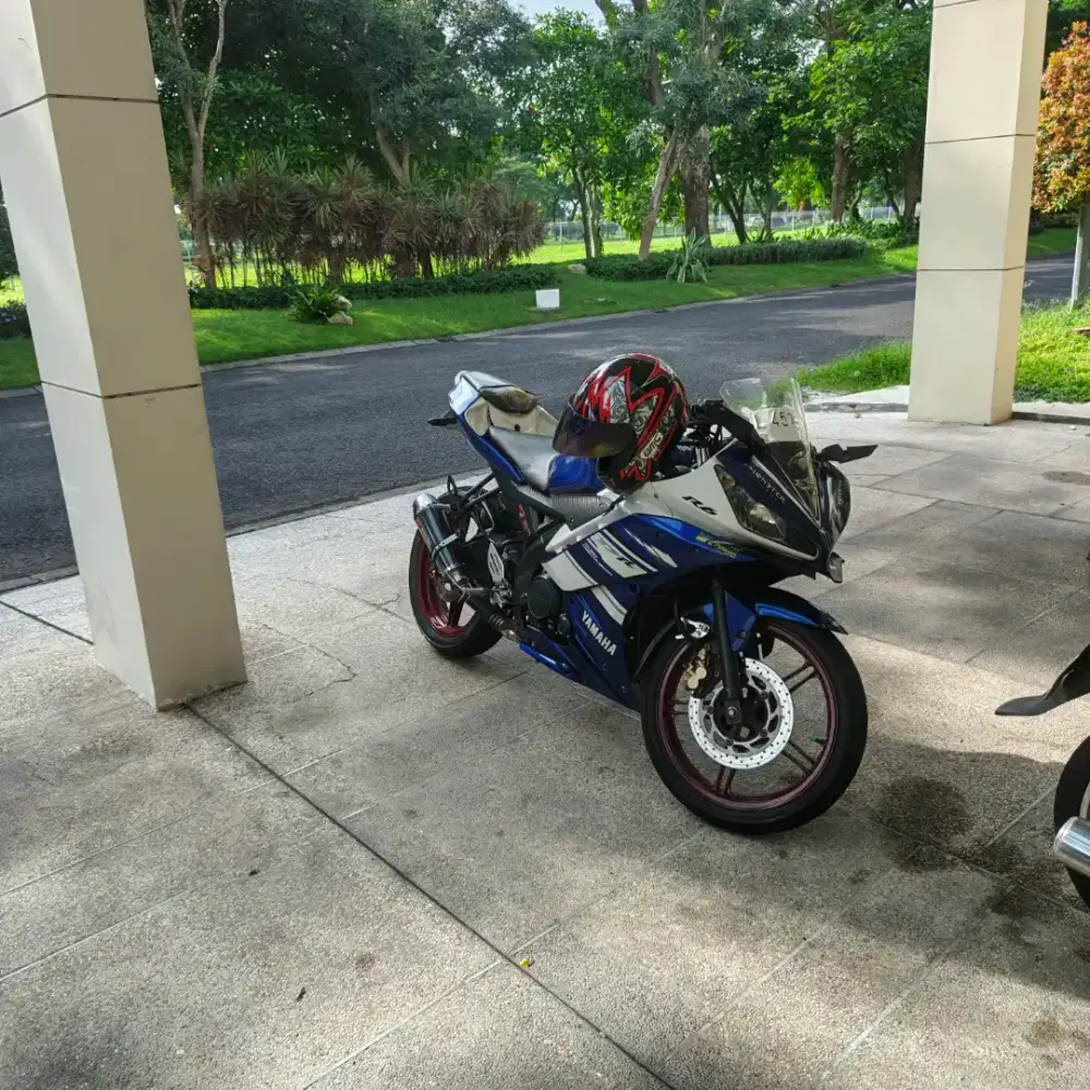 Mootor harian jual bu r15 v2 modif R1