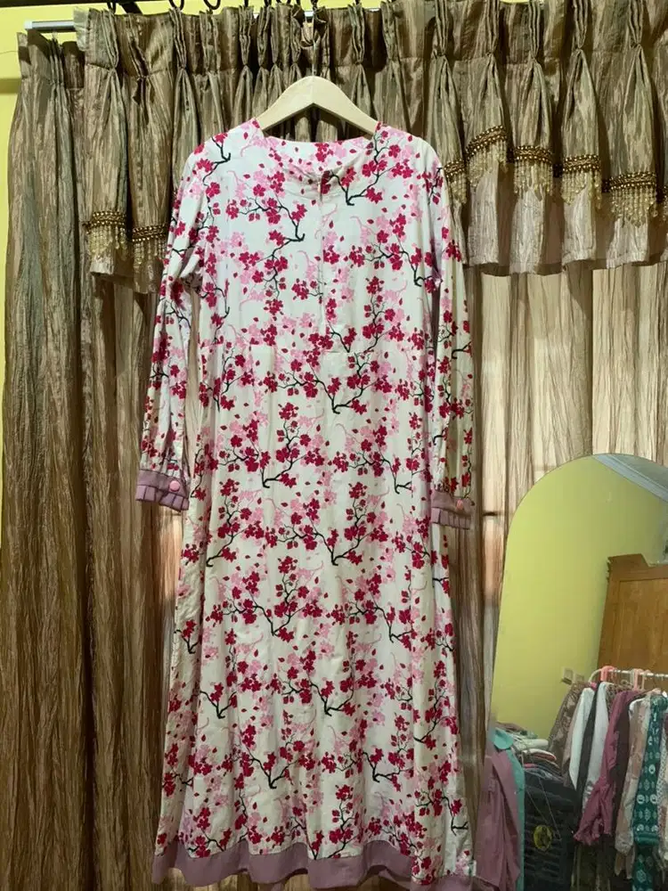 Gamis pink motif sakura