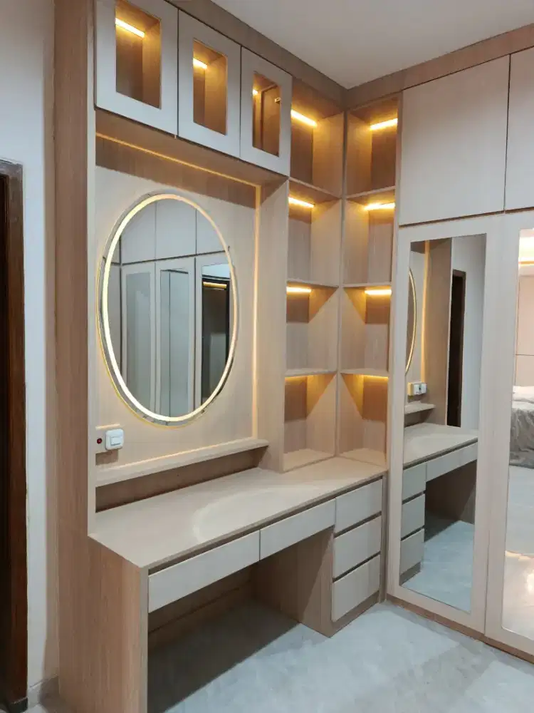 Lemari pakaian dan set kamar modern