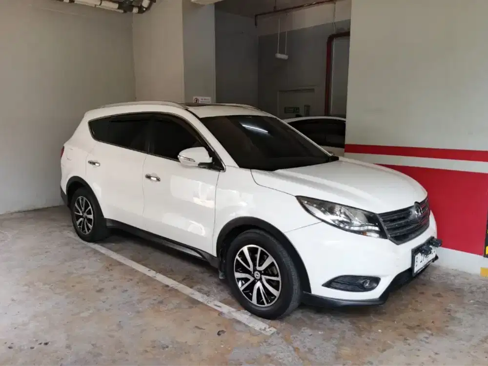 DFSK Glory 580 1.8 AT (2019)